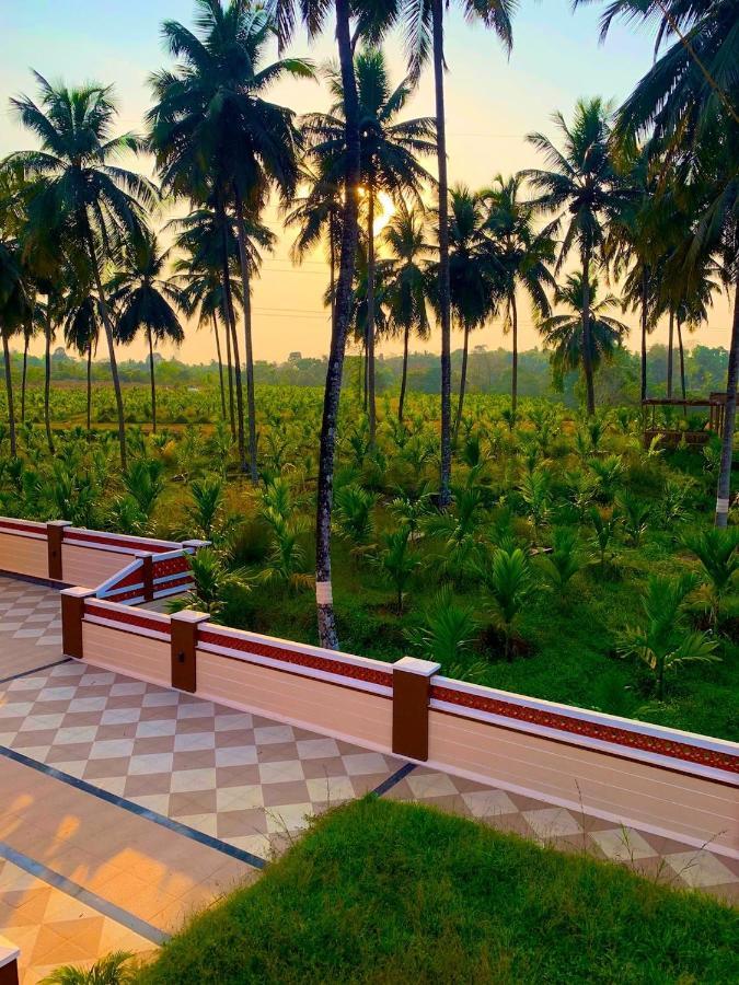 Beautiful Farm House & Villa - Monappa Estate - Top Rated Udupi Exterior foto